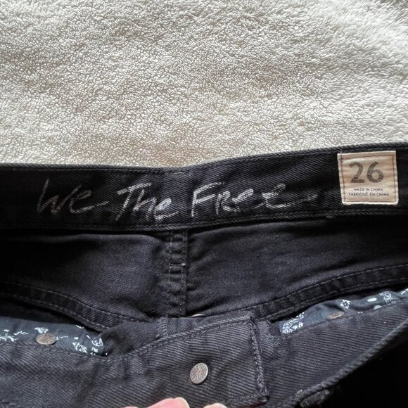 We The Free‎ Sofia Distressed Denim Cut Off Shorts Black Size 26 - Picture 5 of 11
